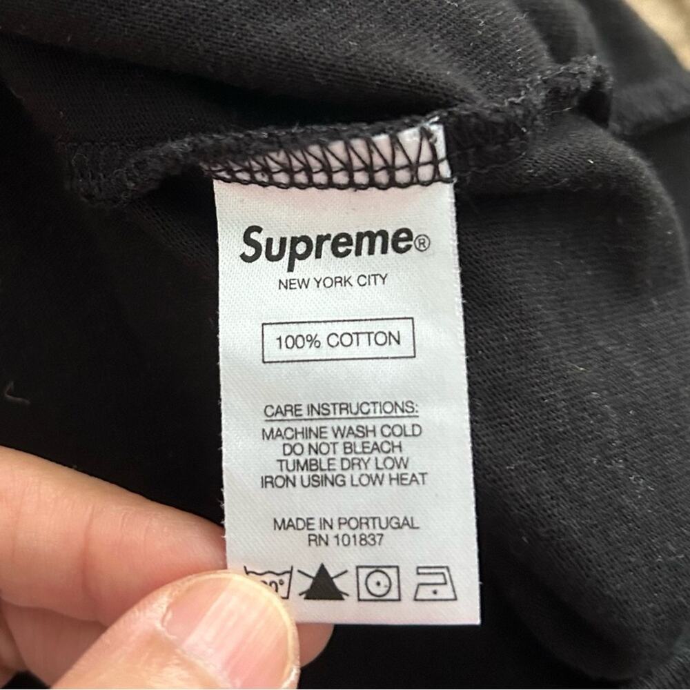 Supreme Black Short Sleeve Tee - Picture 5 of 5